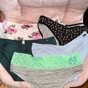 Victoria’s Secret PINK Women's Panties Set